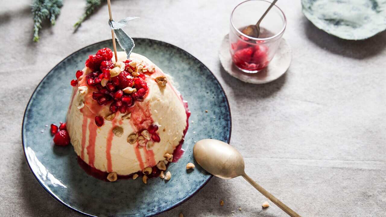 Frozen summer semifreddo pudding